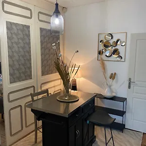 La Casa Du Port, Chambres, Privee, Avec Vue Sur La Riviere Appartement